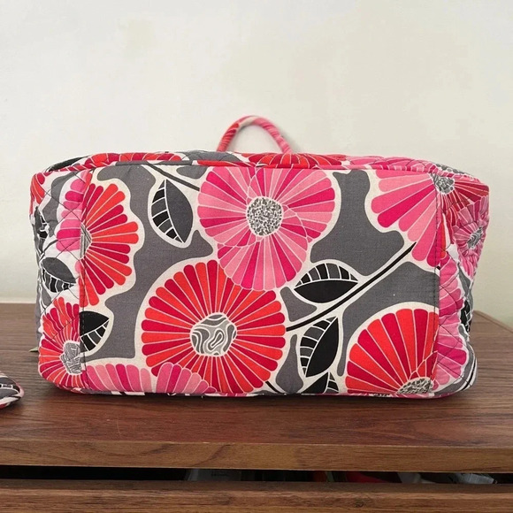 EUC Vera Bradley Bowler Purse Cheery Blossoms Satchel Shoulder Bag W/ Coin Purse - Picture 4 of 14